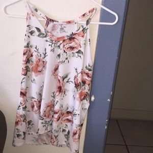 White pink toes shirt